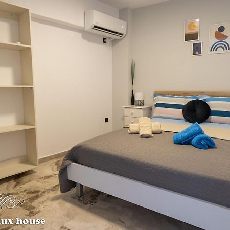 Central Lux House 卡拉马塔 外观 照片