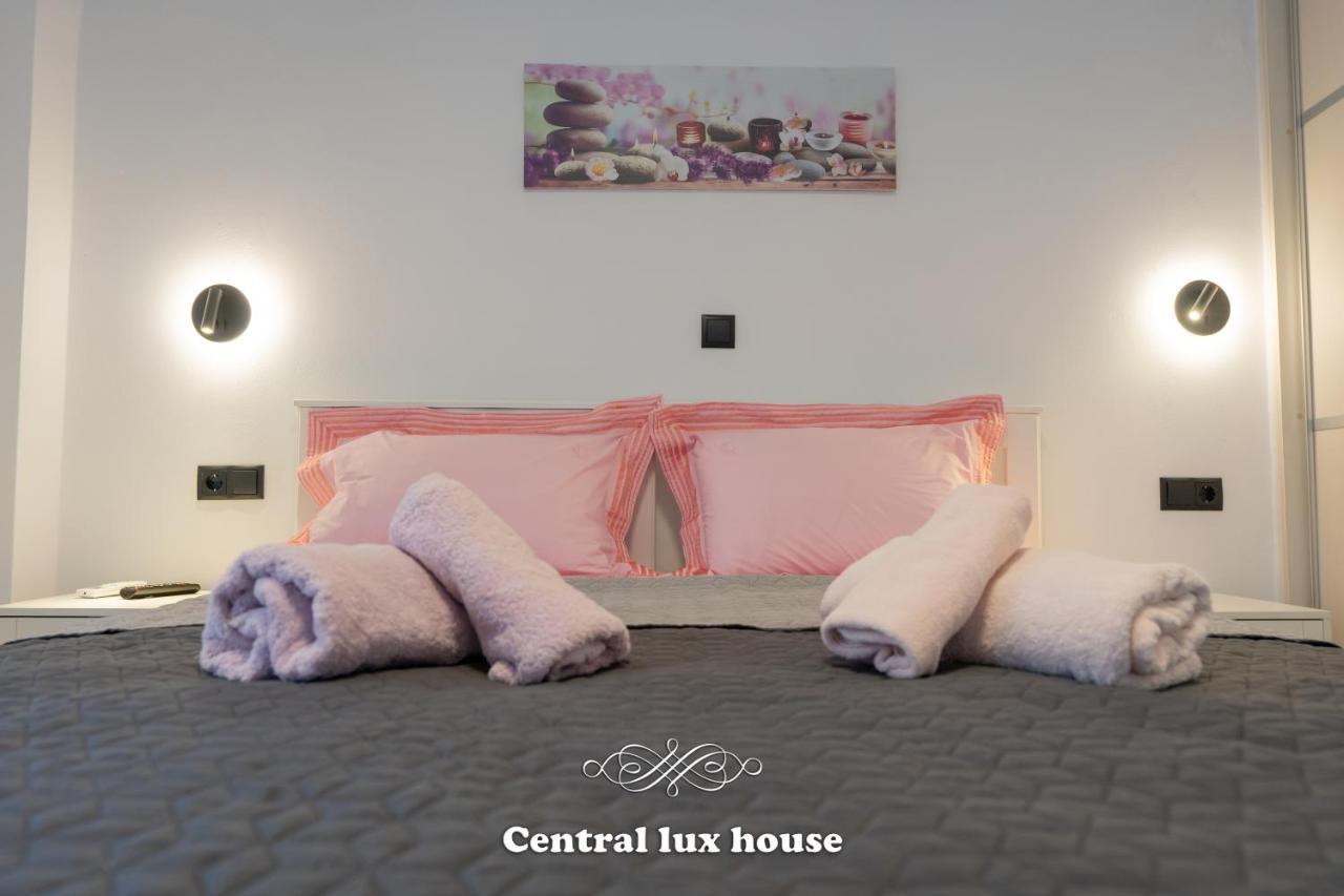 Central Lux House 卡拉马塔 外观 照片